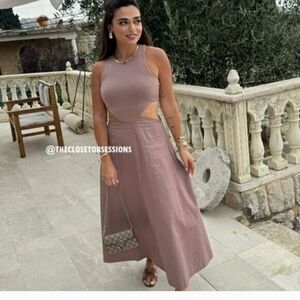 sZARA Cut Out Midi Dress$79 Size: M